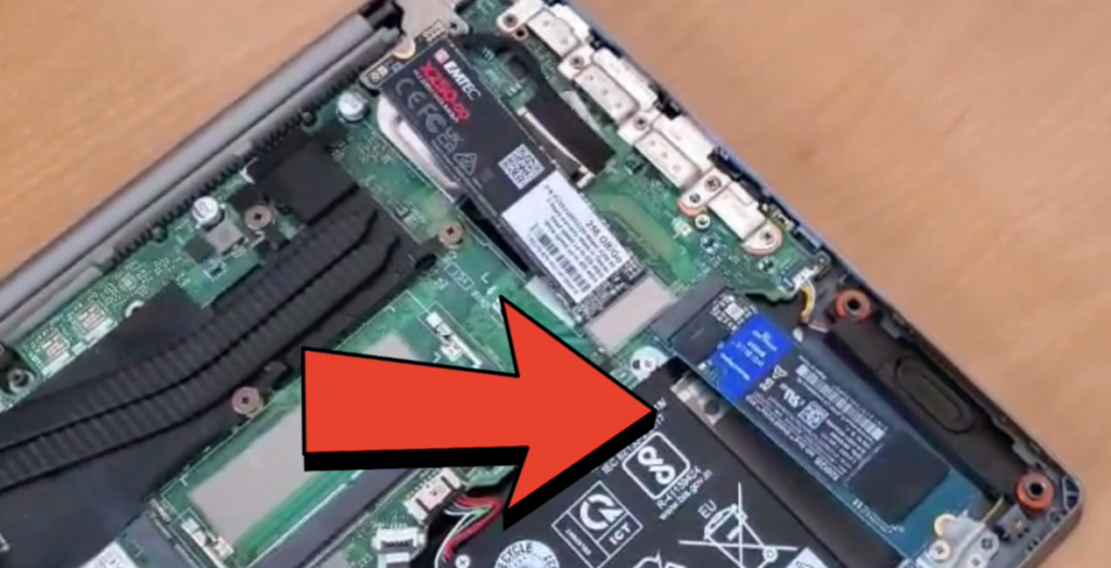Caja externa USB para clonar un SSD M2 en un port&aacute;til con una sola ranura