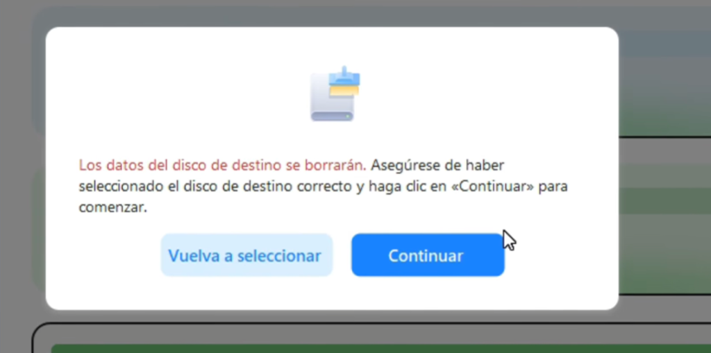 Aviso de borrado del disco de destino antes de clonar un SSD M2