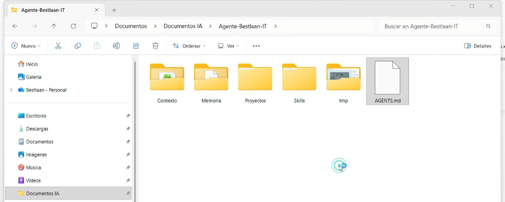 Estructura final del agente de IA con memoria, skills y varios proyectos